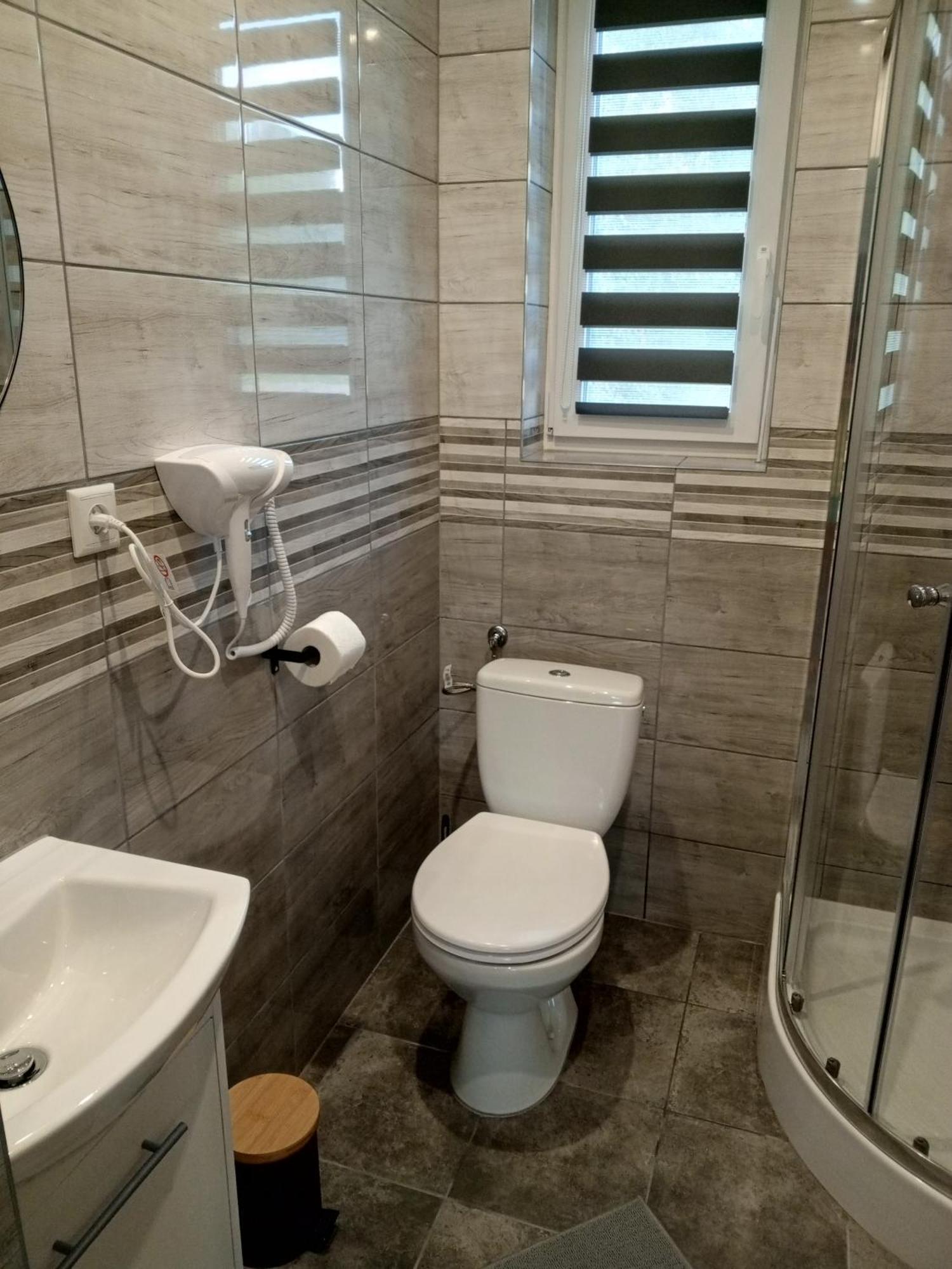 - Complex Apartment
